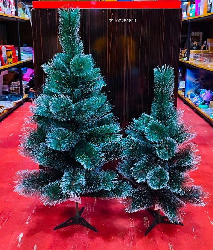 درخت کریسمس مدل نوک سوزنی نوک برفی